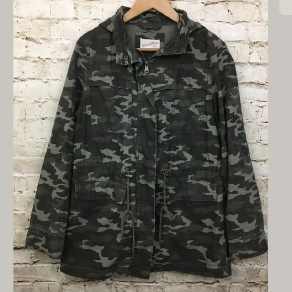 Universal Threads Camo Anorak Utility Jacket - Picture 1 of 8